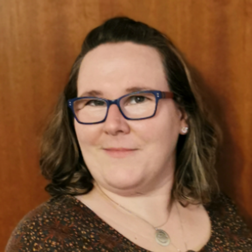 Frau Nicole  Pitzing 