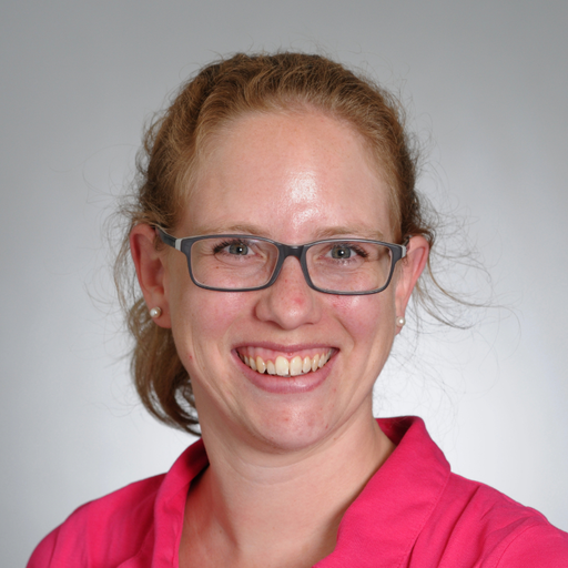 Frau Nadja  Lüdi