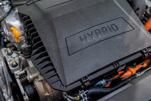 Arbeiten an Hybridfahrzeugen