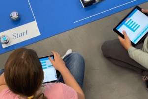 Schullabor Experio Roche Family-Event: Informatik spielerisch entdecken