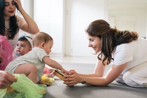 Babys 8-13 Monate Dienstag 12.00 Uhr